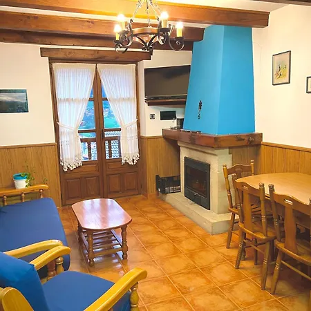 Viviendas Rurales El Canton * Cucayo