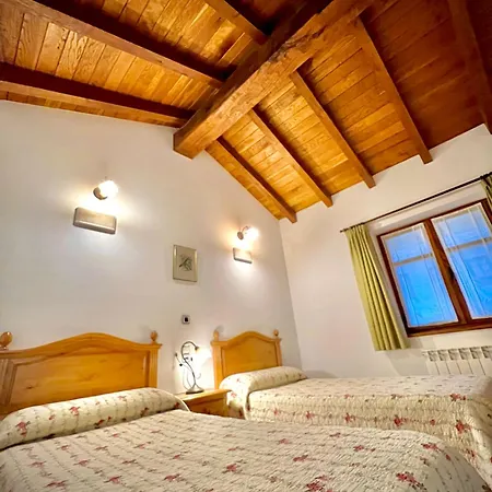 Viviendas Rurales El Canton Holiday home *