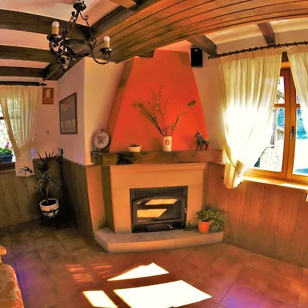 Viviendas Rurales El Canton Holiday home