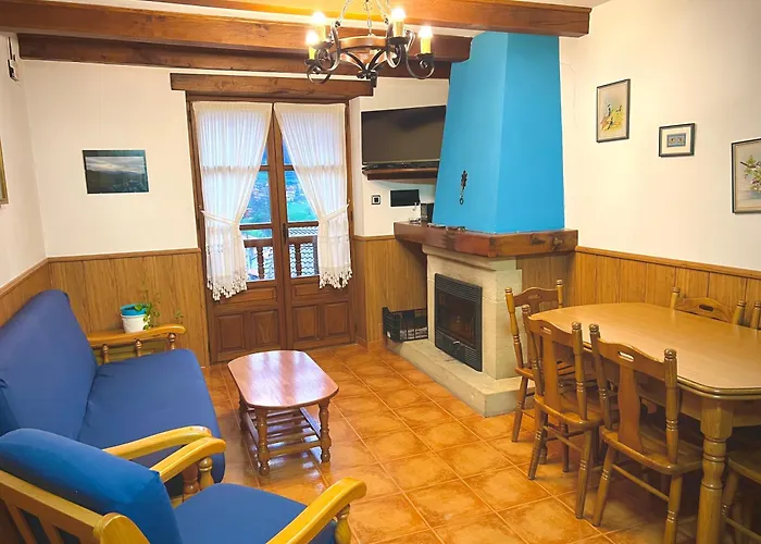 Viviendas Rurales El Canton * Cucayo