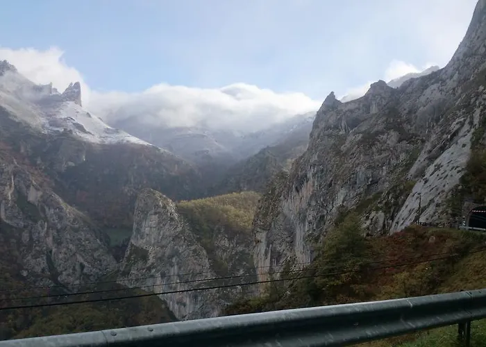 Viviendas Rurales El Canton Cucayo