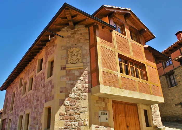 Viviendas Rurales El Canton * Cucayo